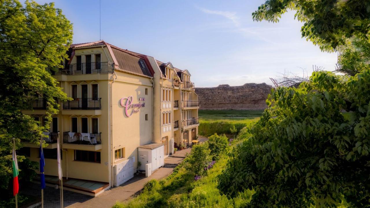 C Comfort Hotel & Wellness Chissarja Exterior foto