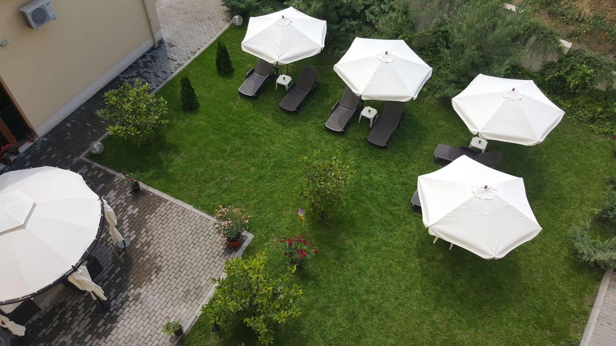 C Comfort Hotel & Wellness Chissarja Exterior foto